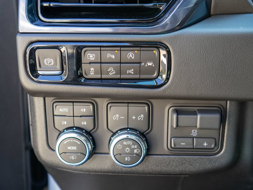 New 2026 GMC Yukon AT4 w/ AT4 Premium Plus Package AWD/4WD image 22