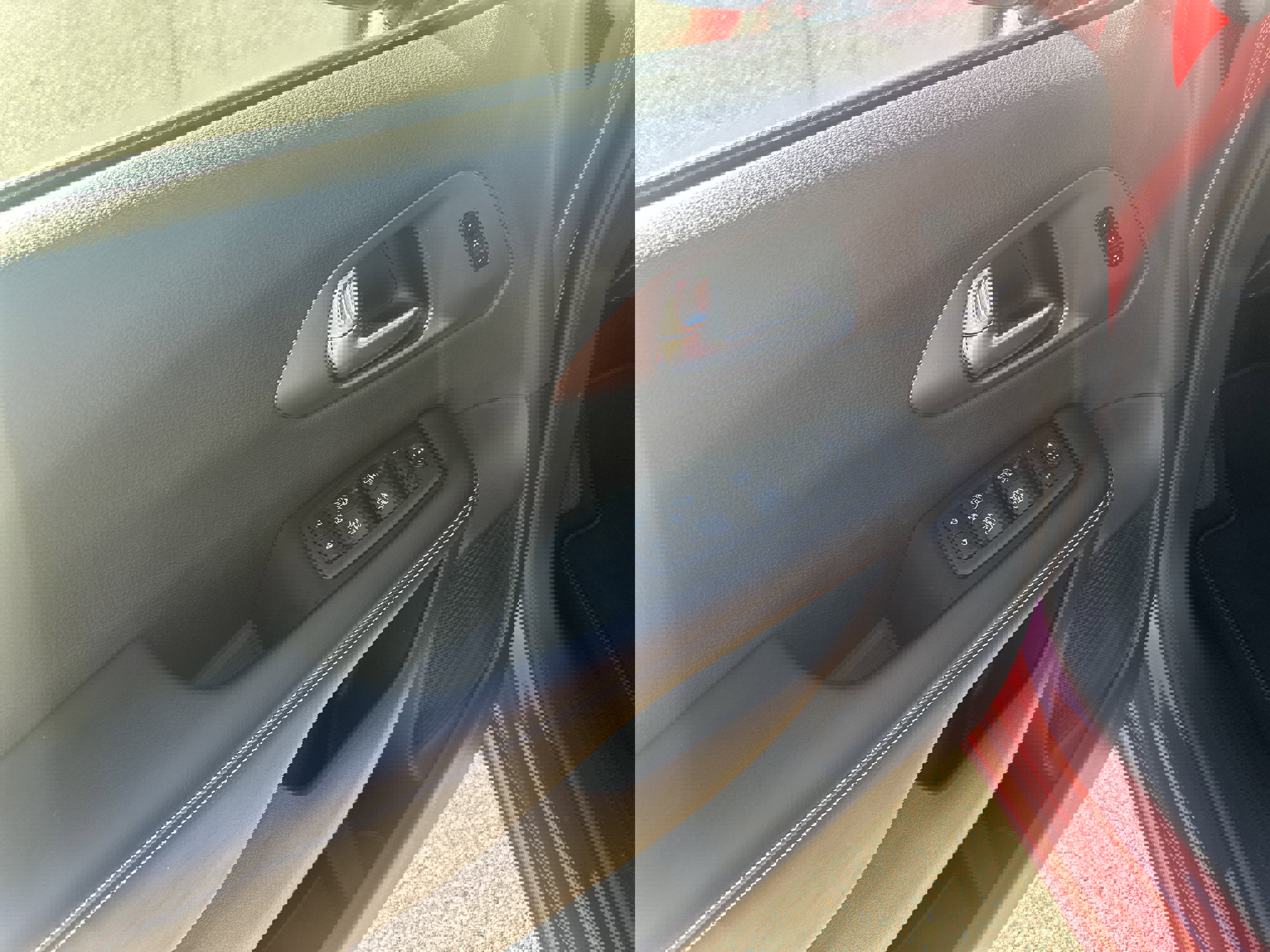 New 2026 Chrysler Pacifica Select image 12