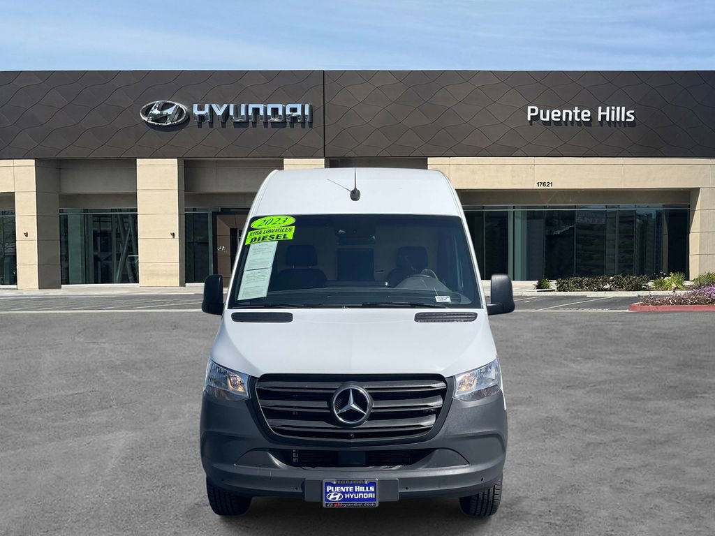 Used 2023 Mercedes-Benz Sprinter 2500 image 2