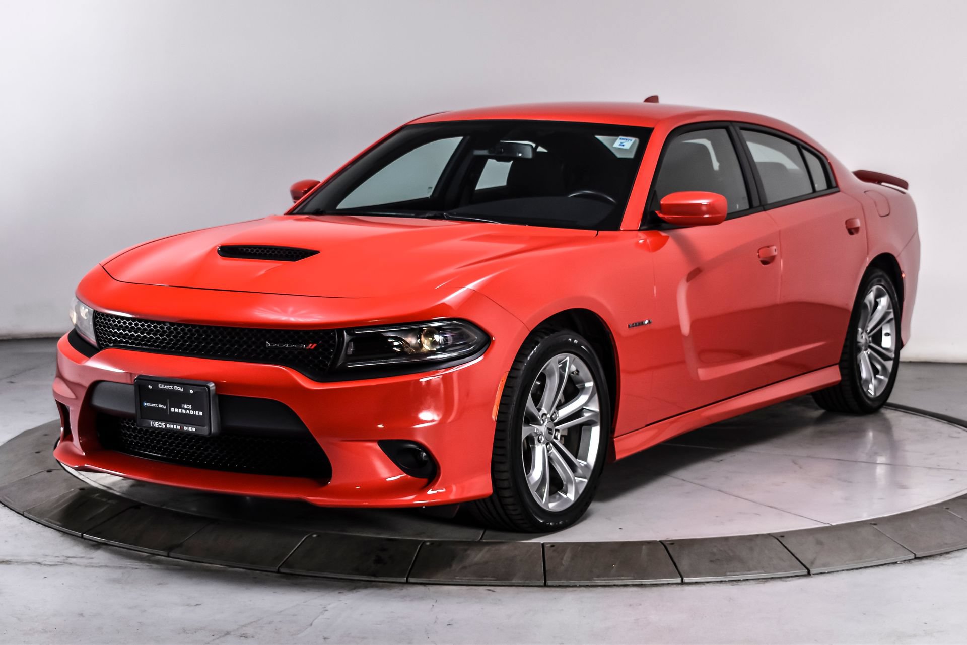 Used 2022 Dodge Charger R/T RWD image 2