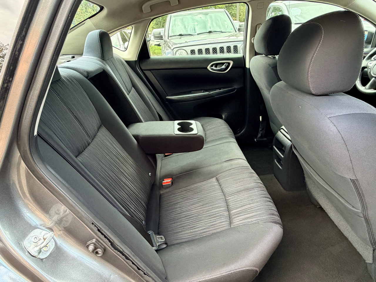 Used 2016 Nissan Sentra SV image 20