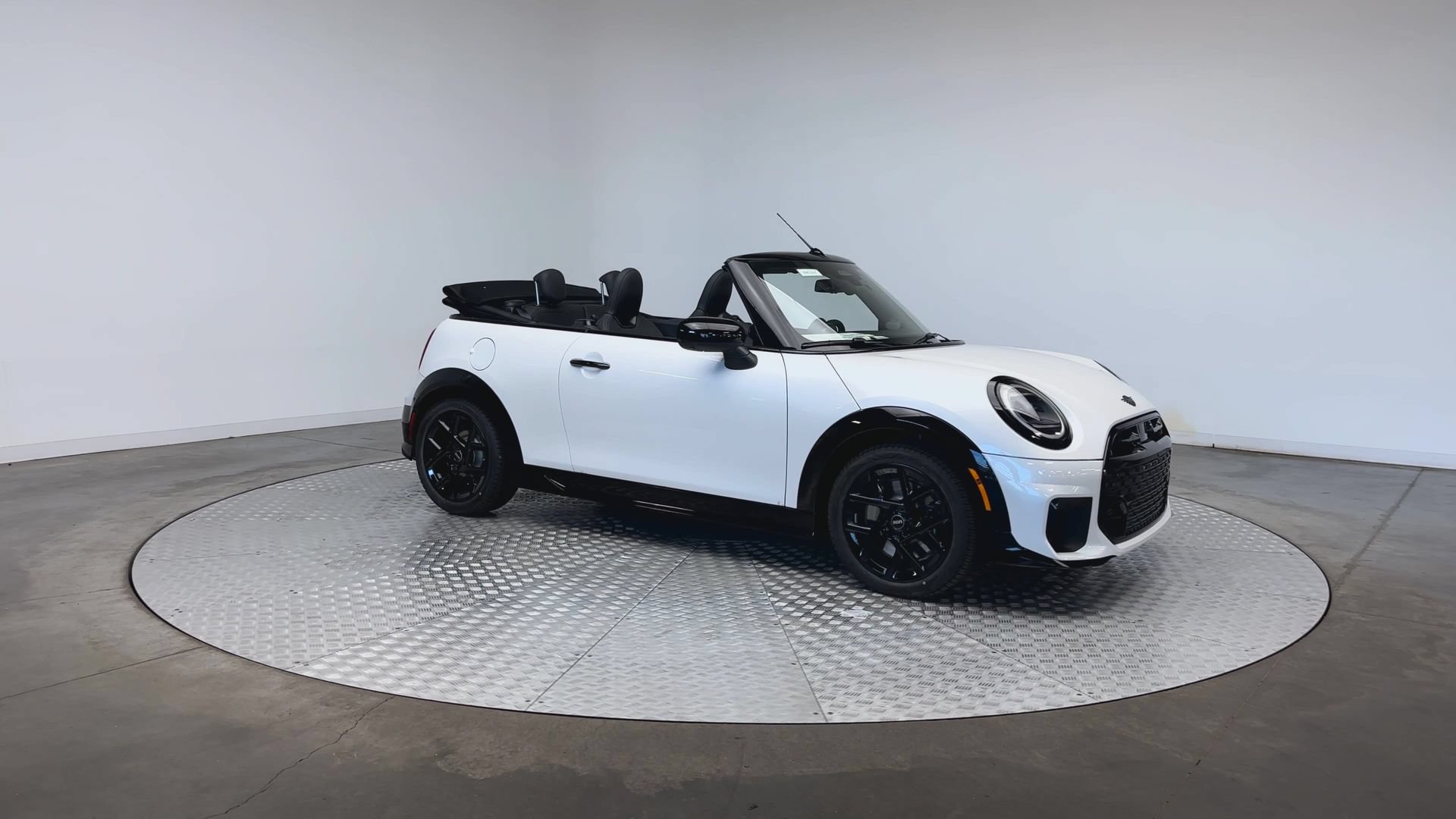 New 2026 MINI Cooper S FWD image 2