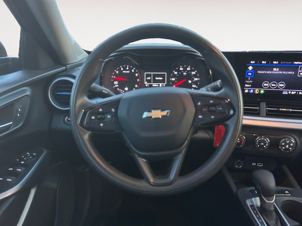 Used 2024 Chevrolet Trax LS FWD image 12