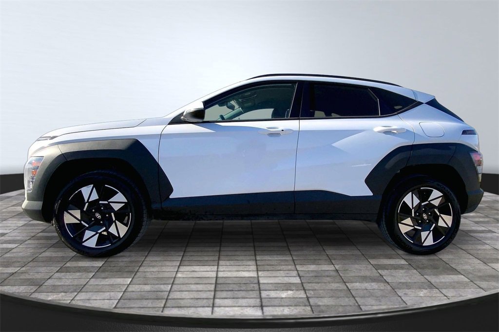 Used 2025 Hyundai Kona SEL image 8