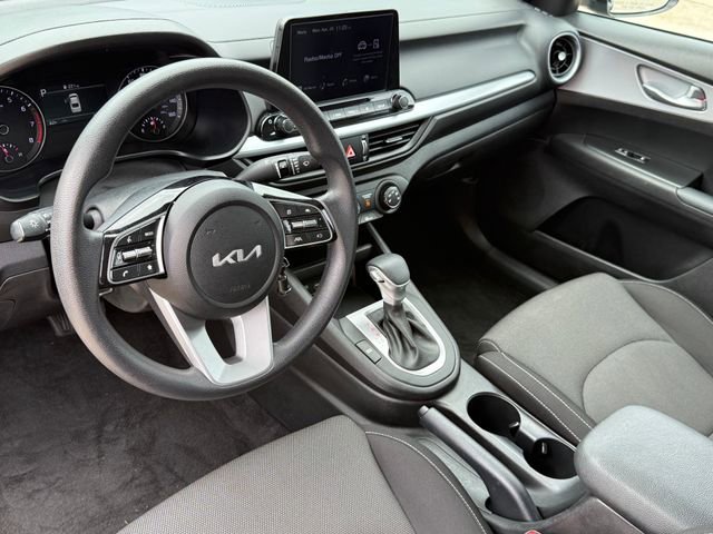 Used 2023 Kia Forte LXS FWD image 10