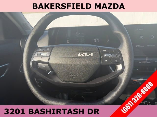 Used 2025 Kia K4 LXS image 14