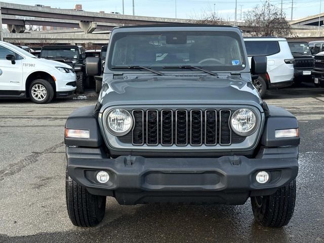 Used 2024 Jeep Wrangler Sport S image 6
