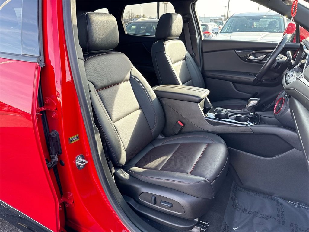 Used 2022 Chevrolet Blazer RS w/ Enhanced Convenience Package image 24