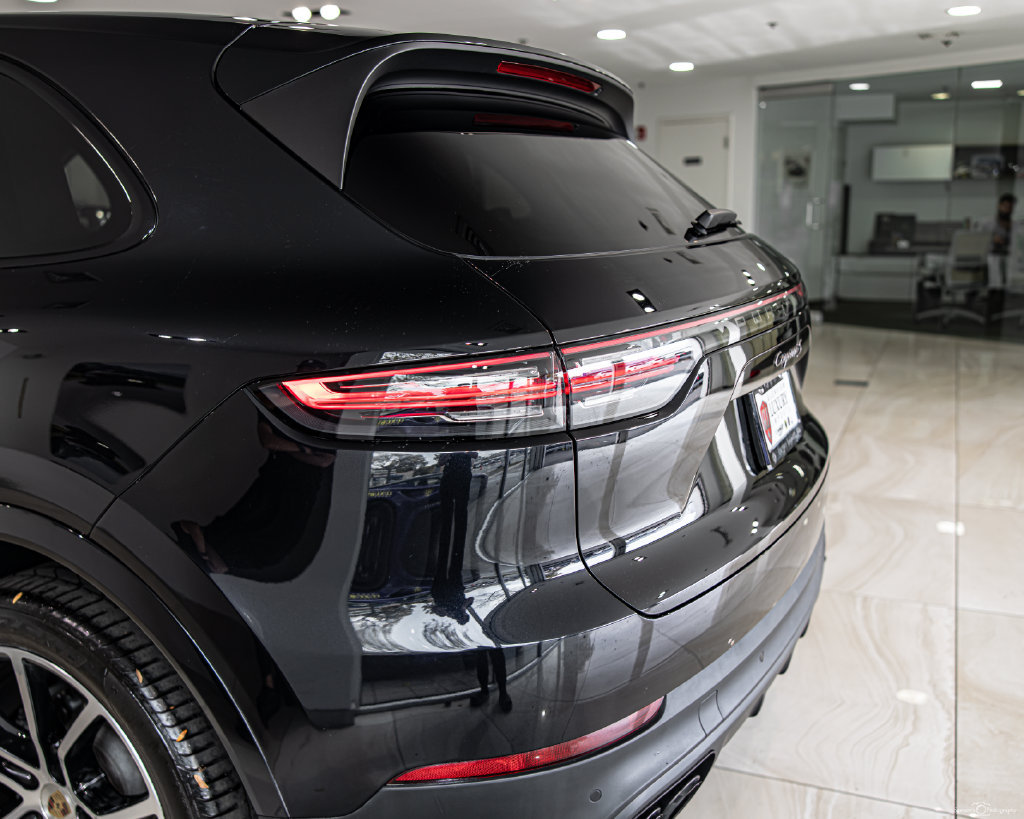 Used 2022 Porsche Cayenne S AWD/4WD image 14