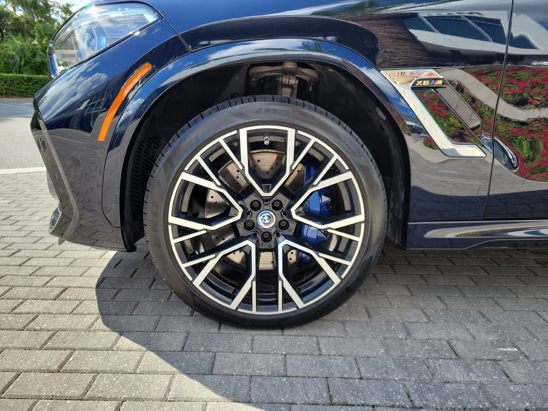 Used 2023 BMW X6 M w/ Executive Package AWD/4WD image 8