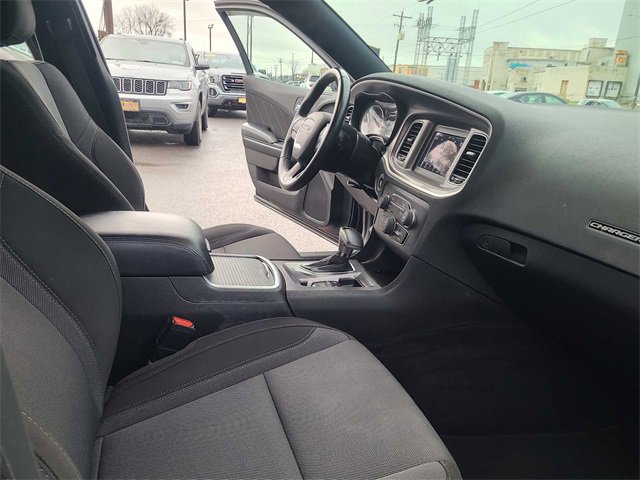 Used 2022 Dodge Charger SXT image 16