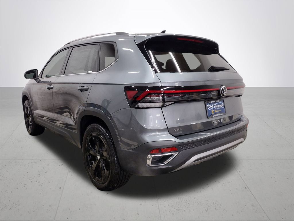 New 2025 Volkswagen Taos SEL image 11