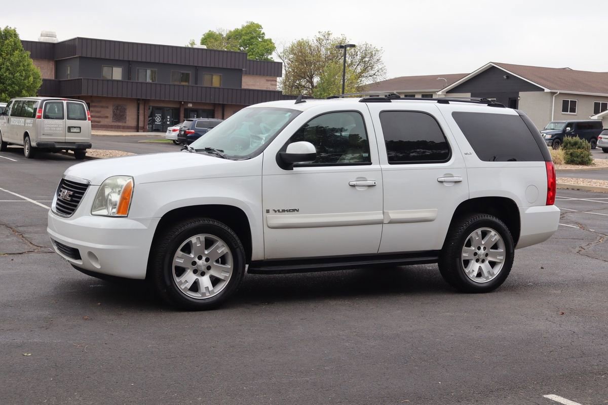 Used 2007 GMC Yukon SLT w/ SLT Preferred Equipment Group AWD/4WD image 10