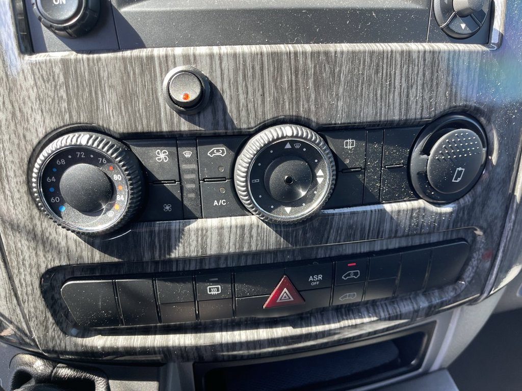 Used 2016 Mercedes-Benz Sprinter 3500 image 14