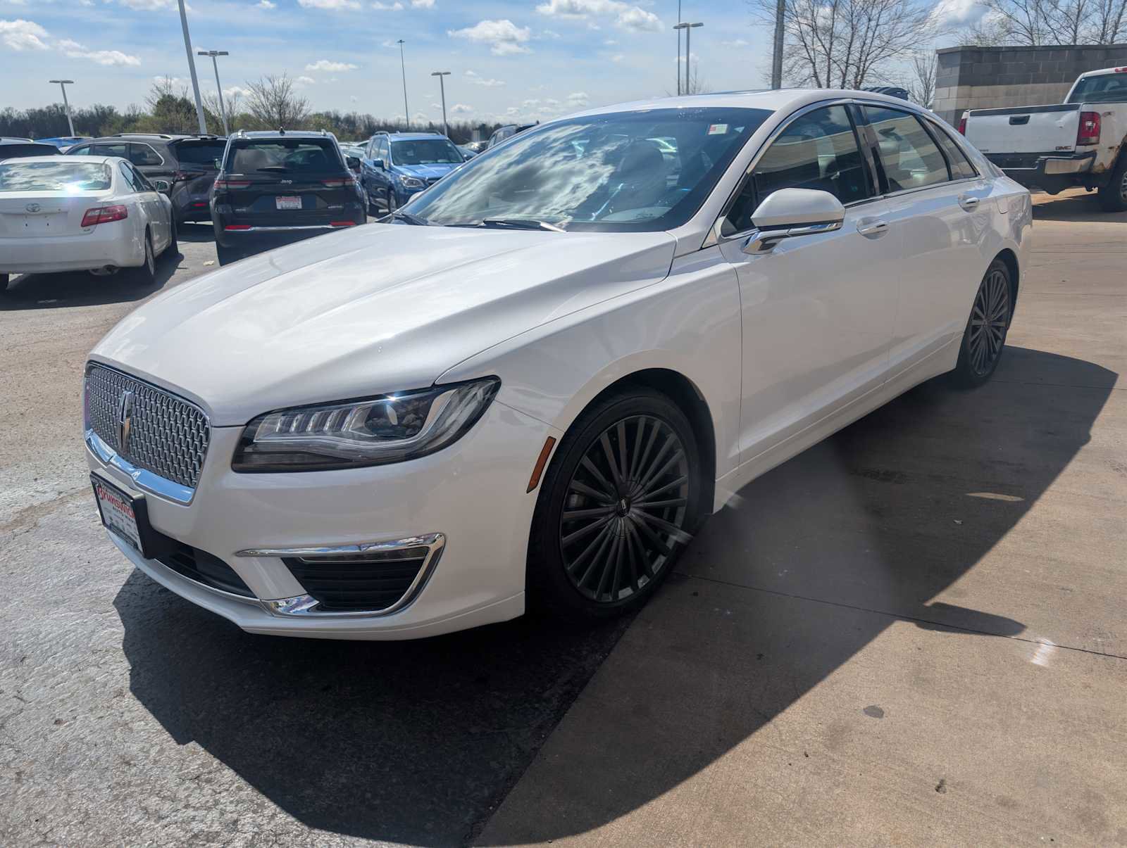 Used 2017 Lincoln MKZ Reserve image 3