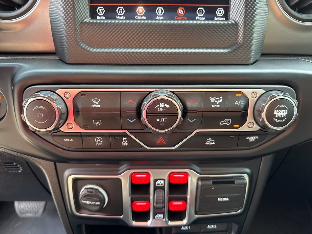 Used 2023 Jeep Gladiator Overland AWD/4WD image 37