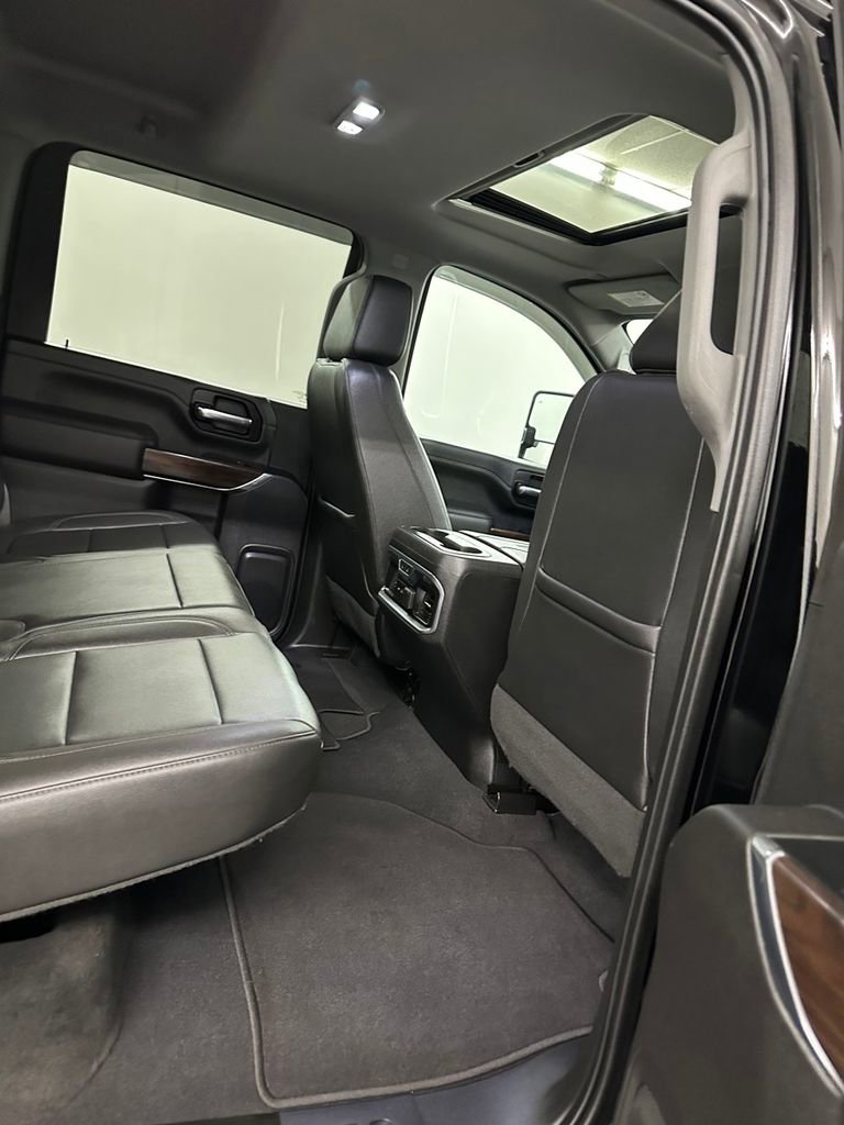Used 2020 GMC Sierra 2500 SLT w/ SLT Premium Plus Package AWD/4WD image 35