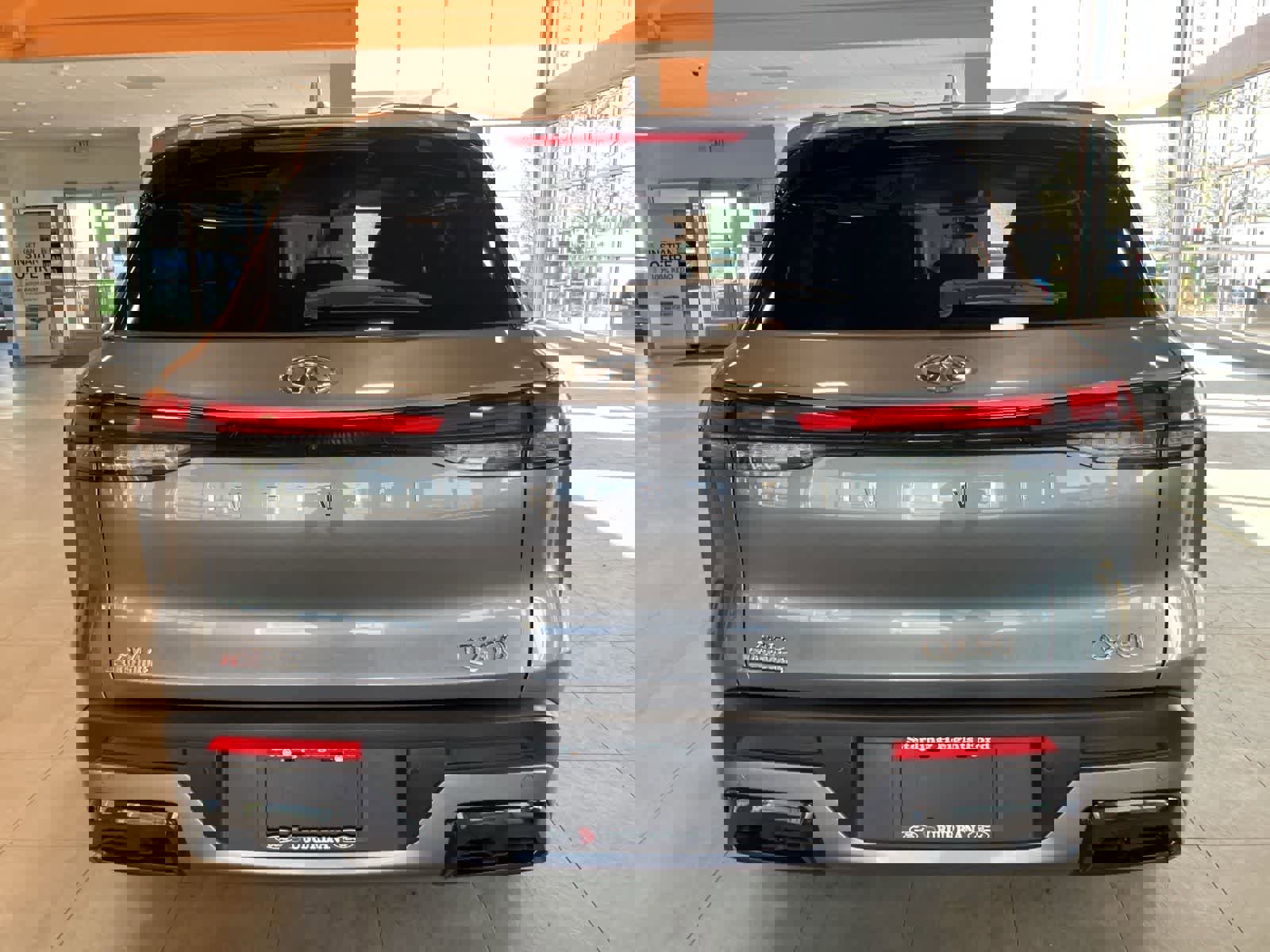 Used 2024 INFINITI QX60 Luxe AWD/4WD image 6