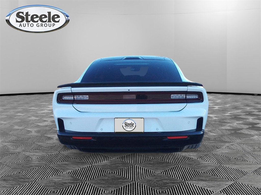 Used 2024 Dodge Charger R/T Scat Pack w/ Plus Group image 4