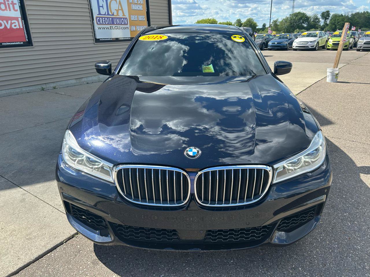 Used 2018 BMW ALPINA B7 xDrive AWD/4WD image 2