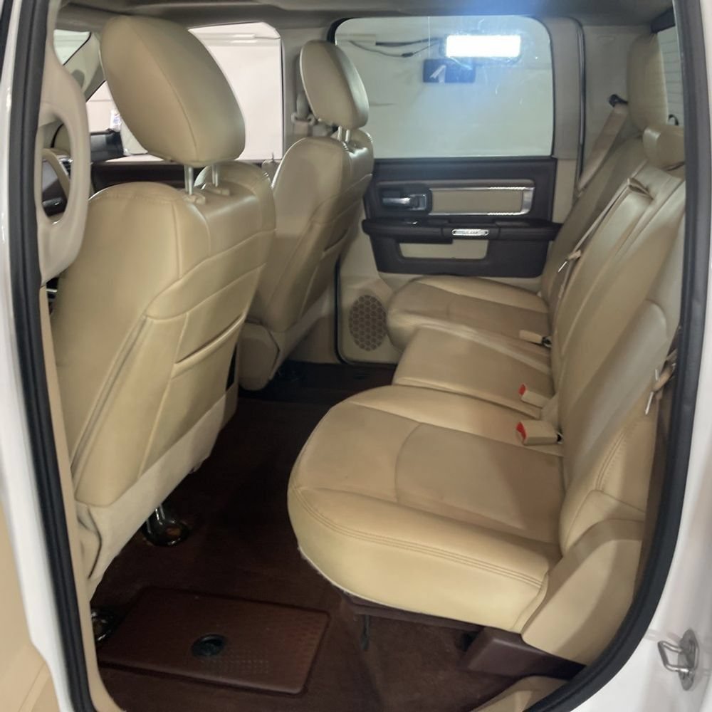 Used 2017 RAM 1500 Laramie w/ Convenience Group AWD/4WD image 14
