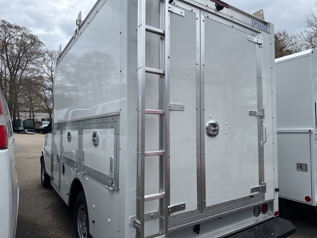New 2026 Chevrolet Express 3500 w/ Power Convenience Package RWD image 6