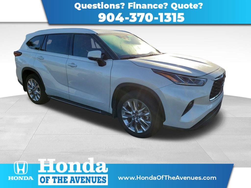 Used 2024 Toyota Highlander Limited