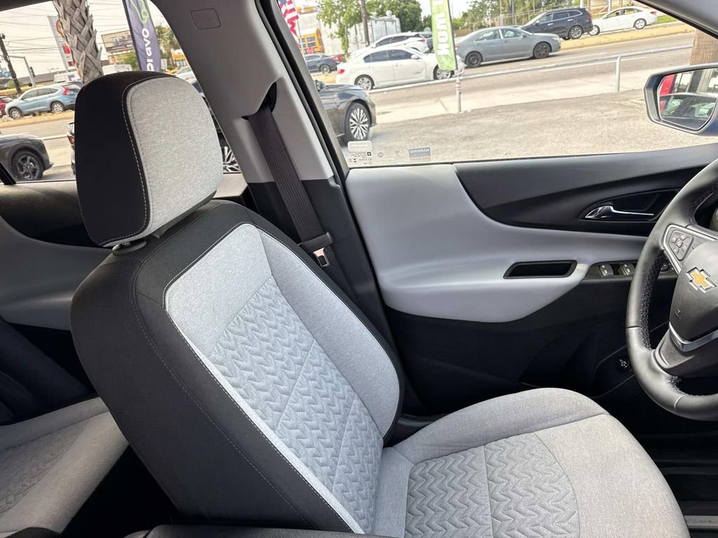 Certified 2024 Chevrolet Equinox LT FWD image 10