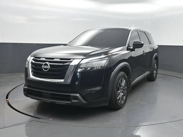 Used 2023 Nissan Pathfinder S FWD video 1