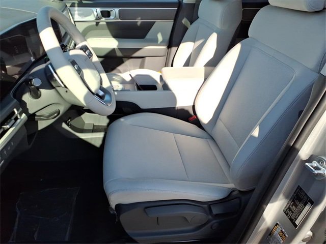 New 2026 Hyundai Santa Fe SE image 10