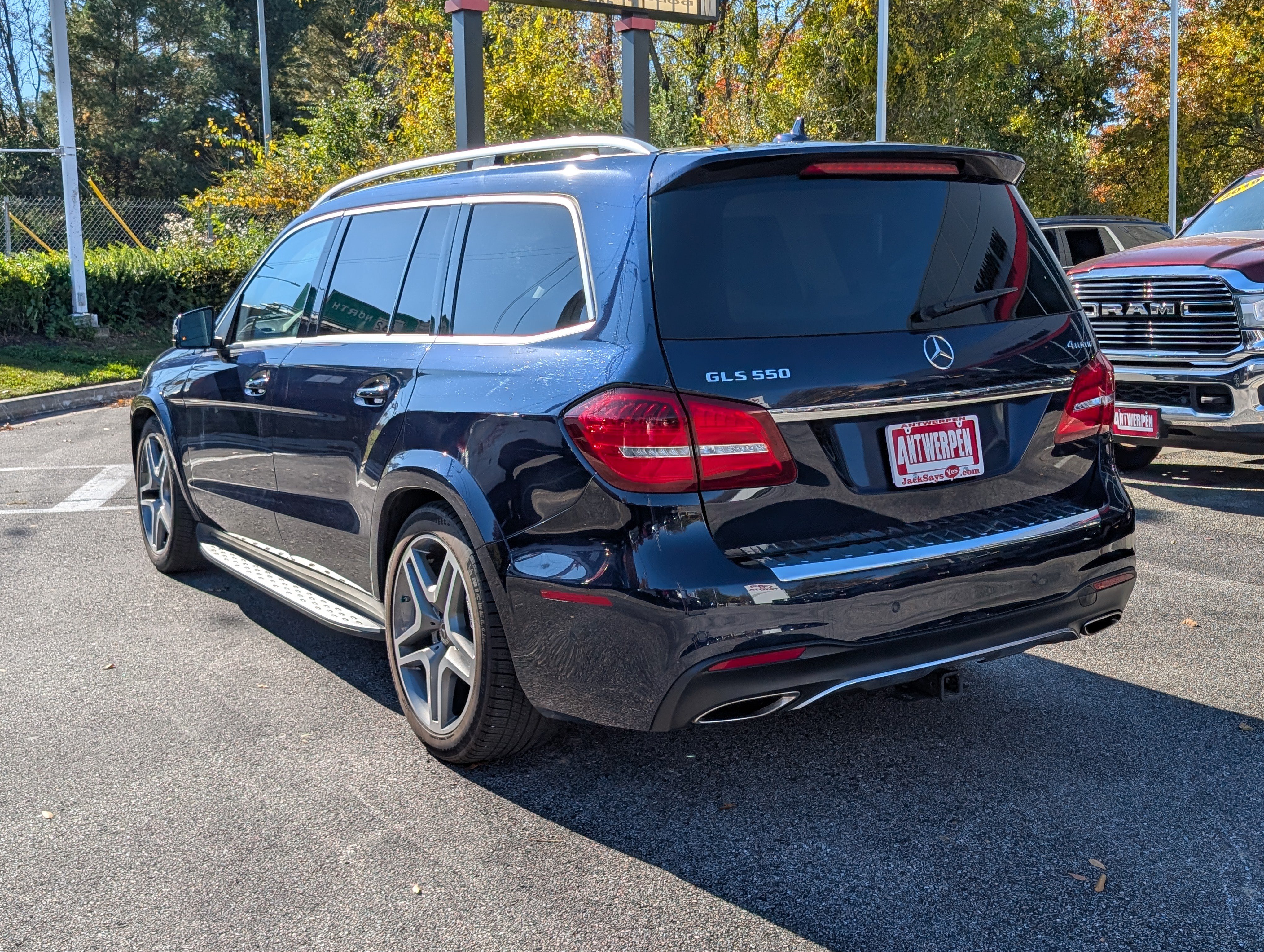 Used 2019 Mercedes-Benz GLS 550 4MATIC image 5