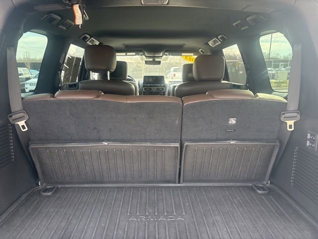 Used 2023 Nissan Armada Platinum w/ Captain's Chairs Package image 12