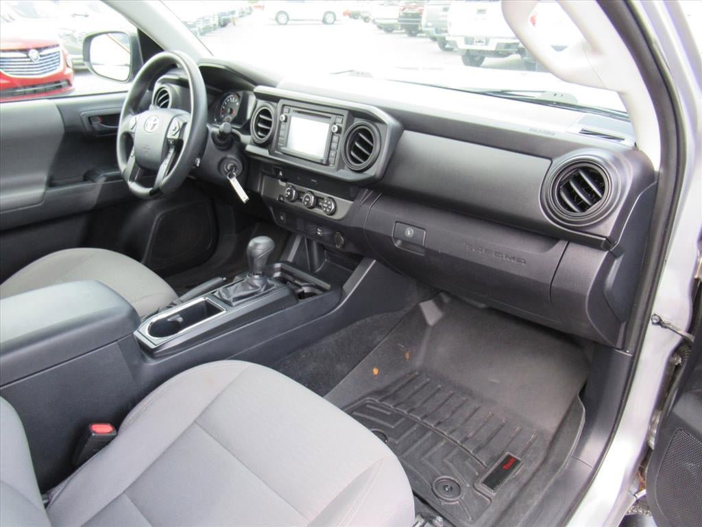 Used 2019 Toyota Tacoma SR RWD image 13