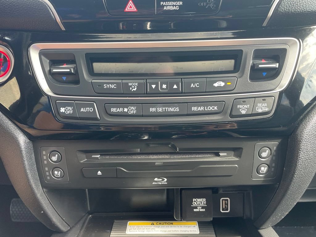Used 2020 Honda Pilot Black Edition image 32