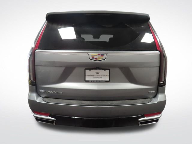 Certified 2023 Cadillac Escalade Luxury image 4