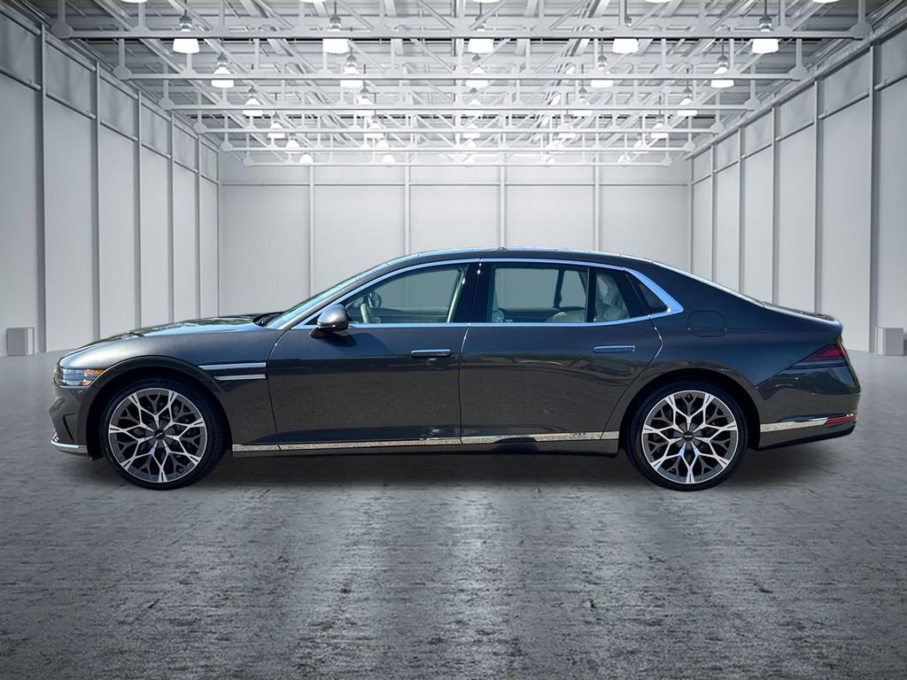 Used 2025 Genesis G90 3.5T image 4