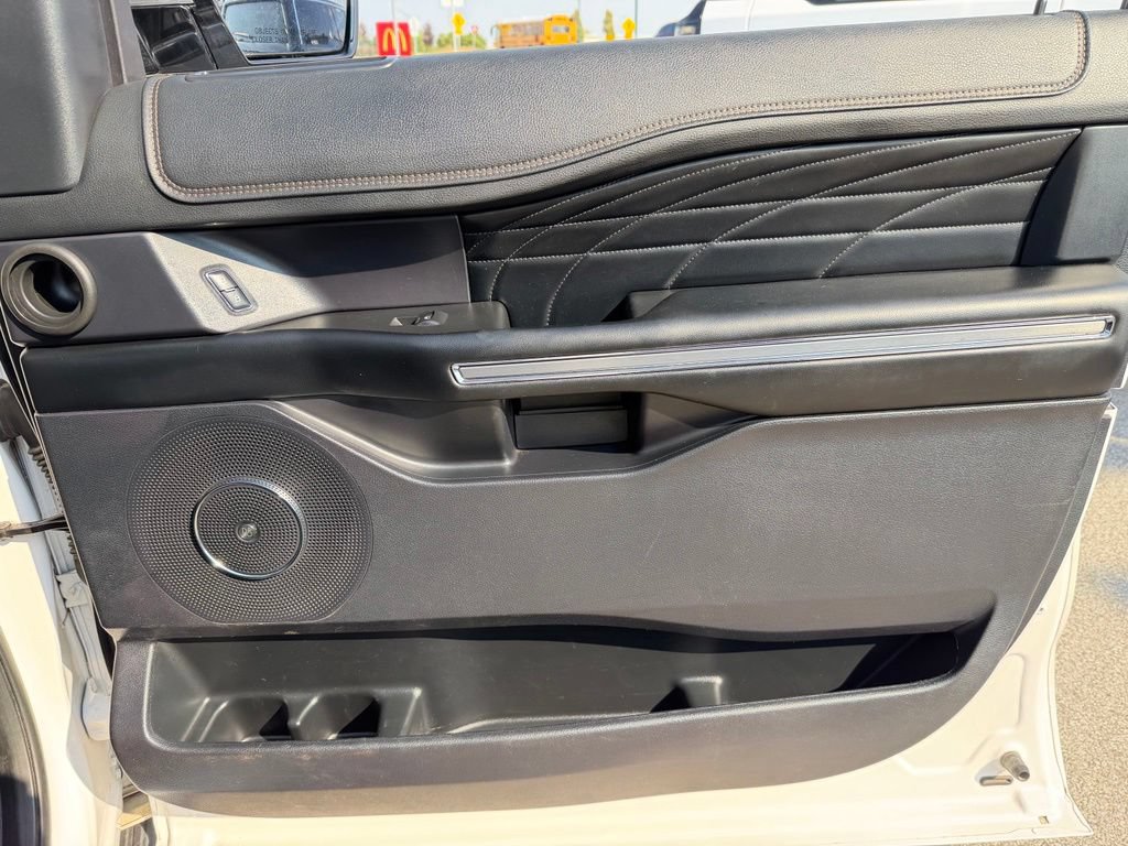 Used 2019 Ford Expedition Max Platinum AWD/4WD image 35