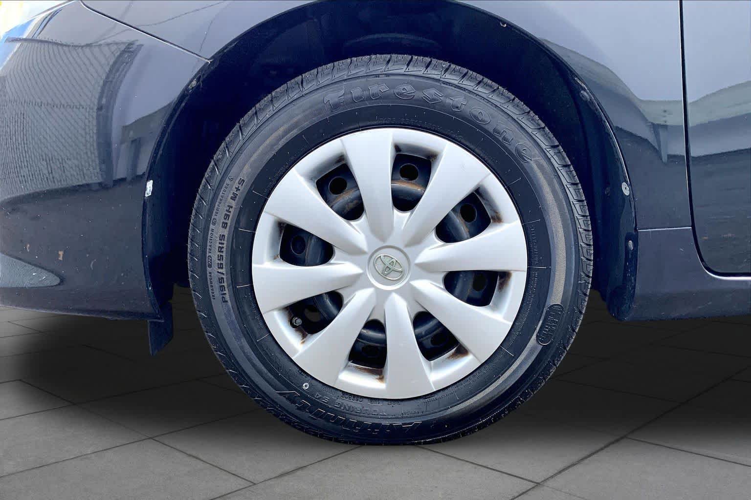 Used 2010 Toyota Corolla LE w/ All Weather Guard Pkg FWD image 10