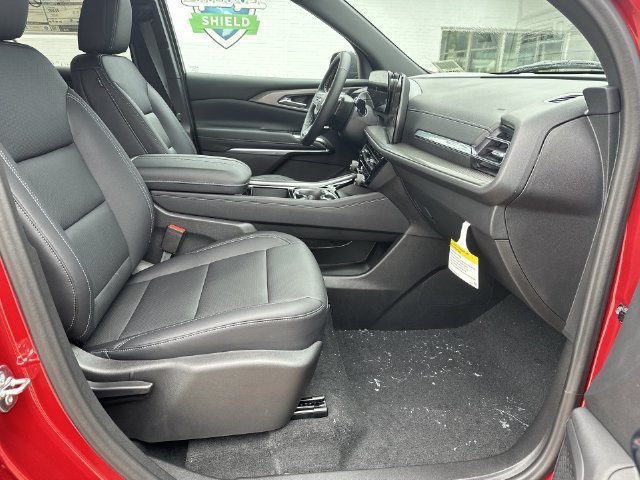 New 2027 Chevrolet Traverse LT FWD image 33