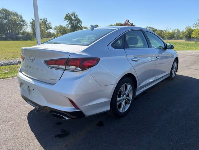 Used 2018 Hyundai Sonata Limited w/ Cargo Package FWD image 7