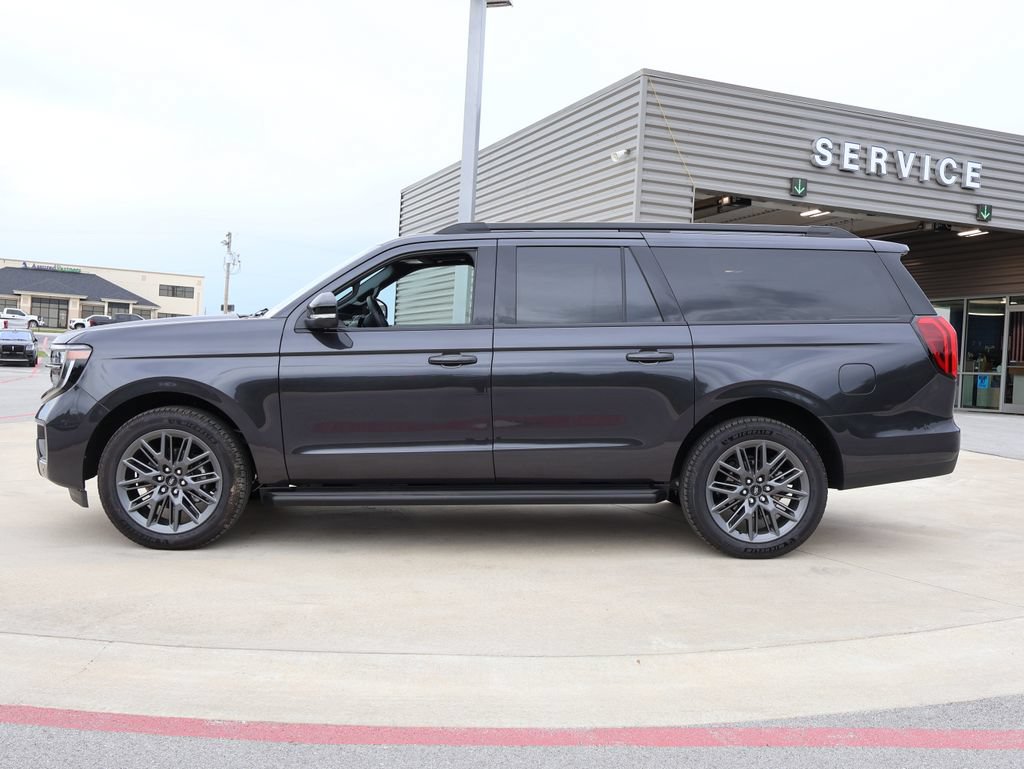 New 2026 Ford Expedition Max Platinum w/ Stealth Appearance Package AWD/4WD image 2