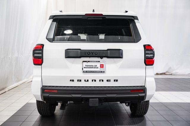 New 2026 Toyota 4Runner SR5 image 5