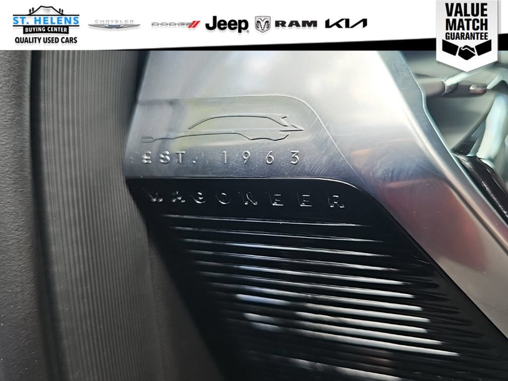 Used 2024 Jeep Wagoneer Limited AWD/4WD image 36