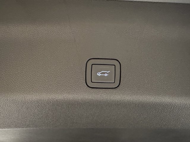 New 2026 Chevrolet Tahoe High Country AWD/4WD image 20
