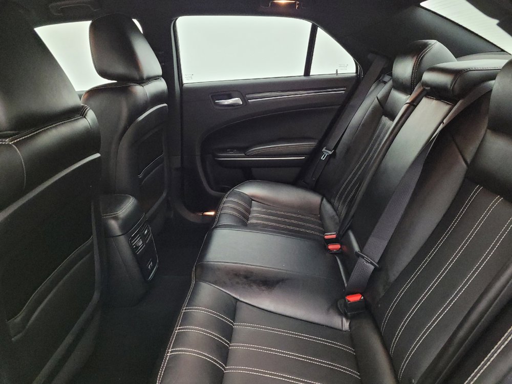 Used 2021 Chrysler 300 S image 18