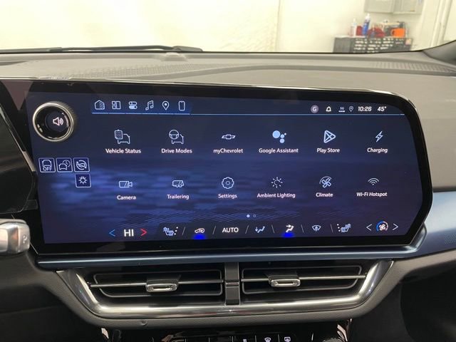 New 2026 Chevrolet Equinox EV LT image 3