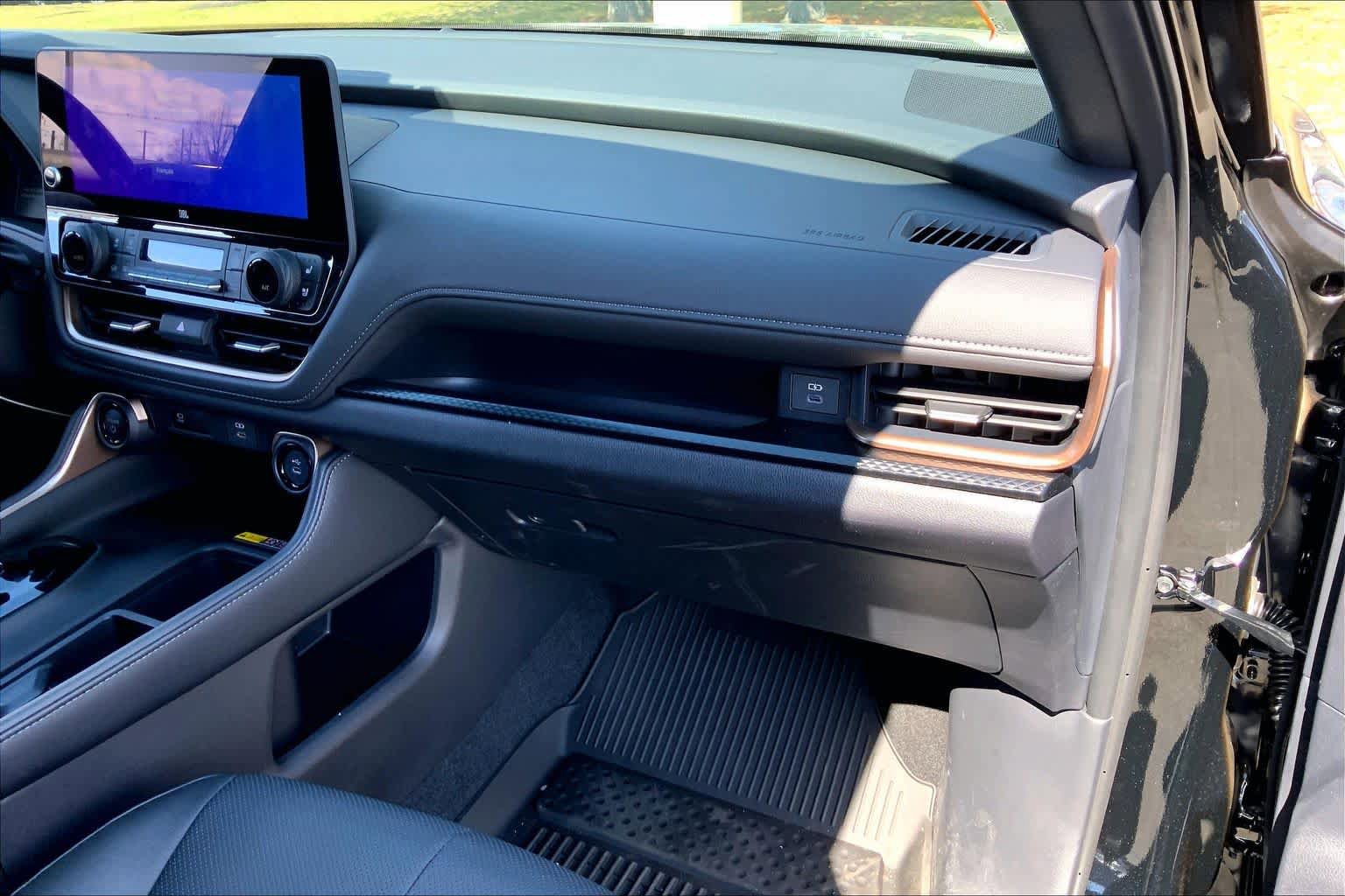 Used 2026 Toyota Grand Highlander AWD Hybrid image 19