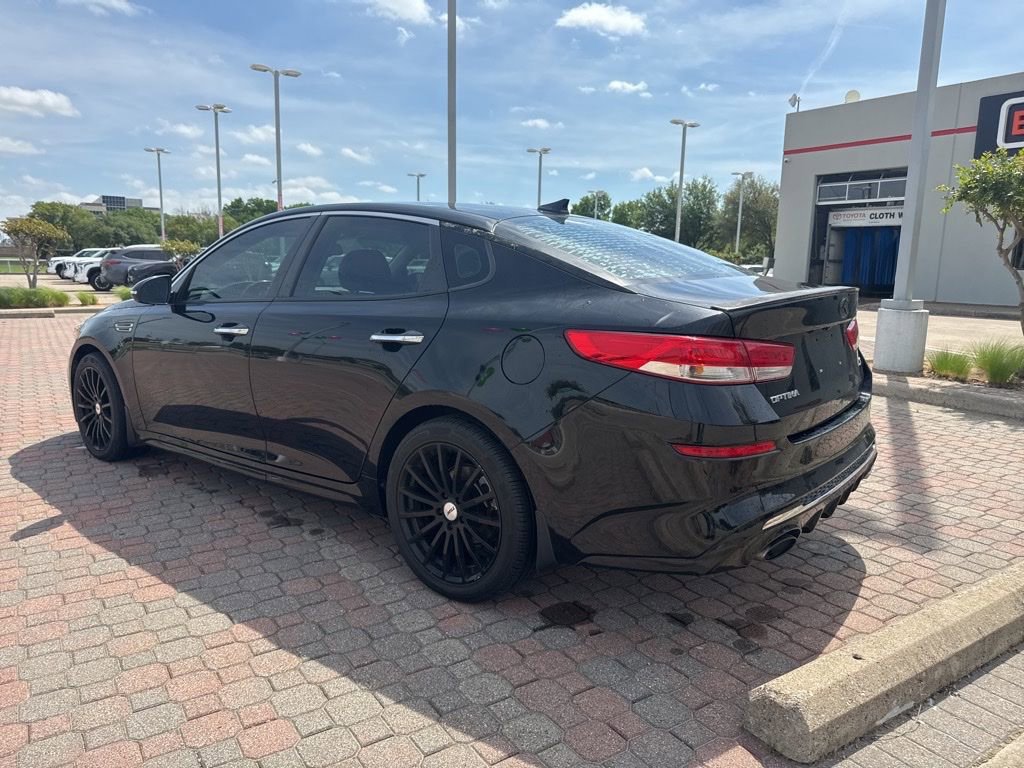 Used 2019 Kia Optima S image 4
