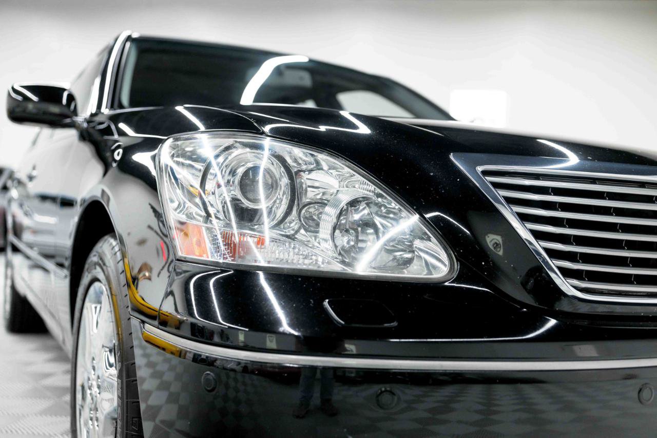 Used 2004 Lexus LS 430 RWD image 15