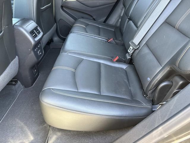 Used 2023 Chevrolet Equinox Premier FWD image 20